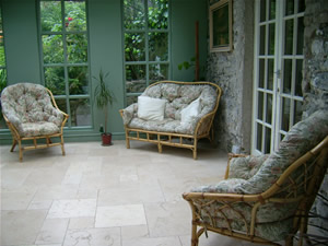 Lounge area